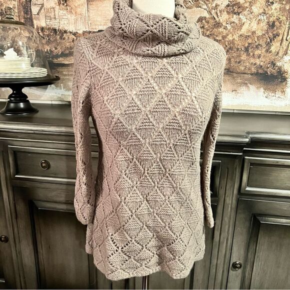 Old Navy Loosen Knit Sweater Tan size Large - Picture 6 of 8